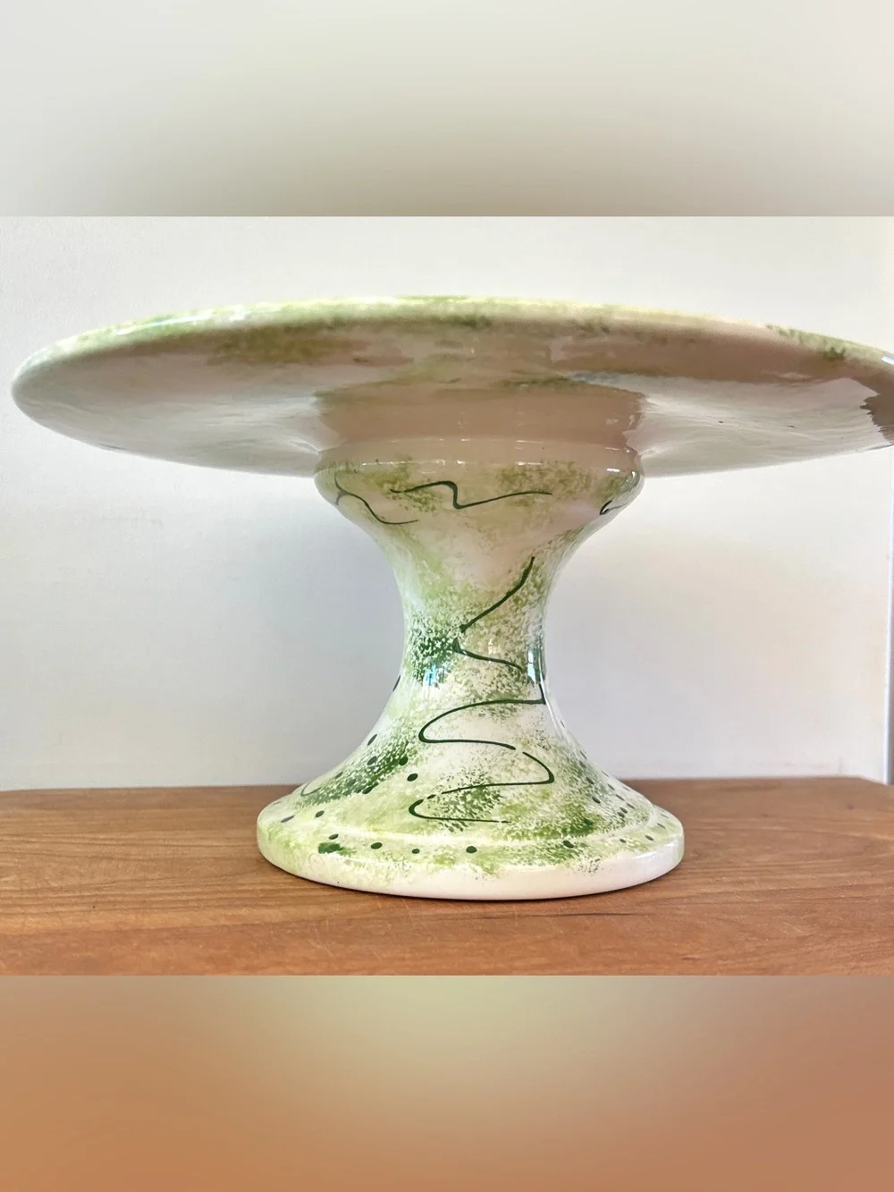 Hand Painted Ceramic Pedestal Cake Stand Vining Green Leaves on Yellow VTG 99’